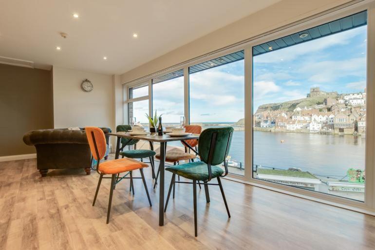 Number 3 Pier Road Apartment Γουίτμπι Εξωτερικό φωτογραφία
